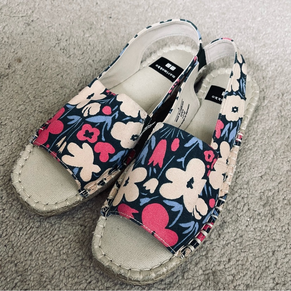 Uniqlo X Marimekko Shoes Nwt